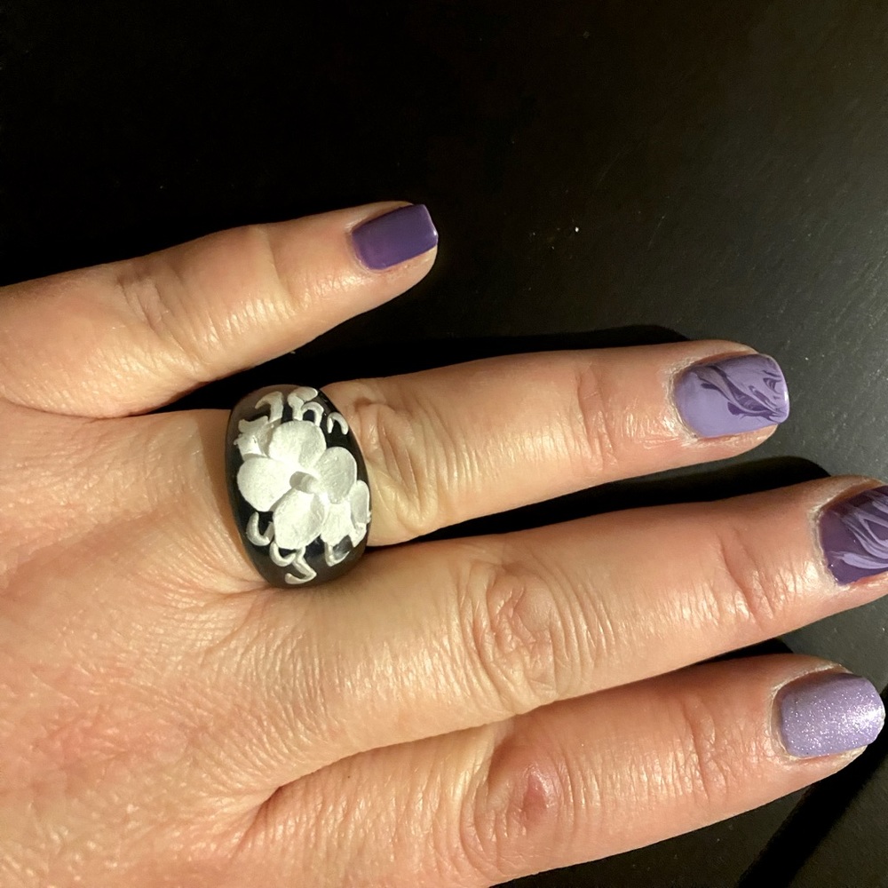 Plastic women’s ring